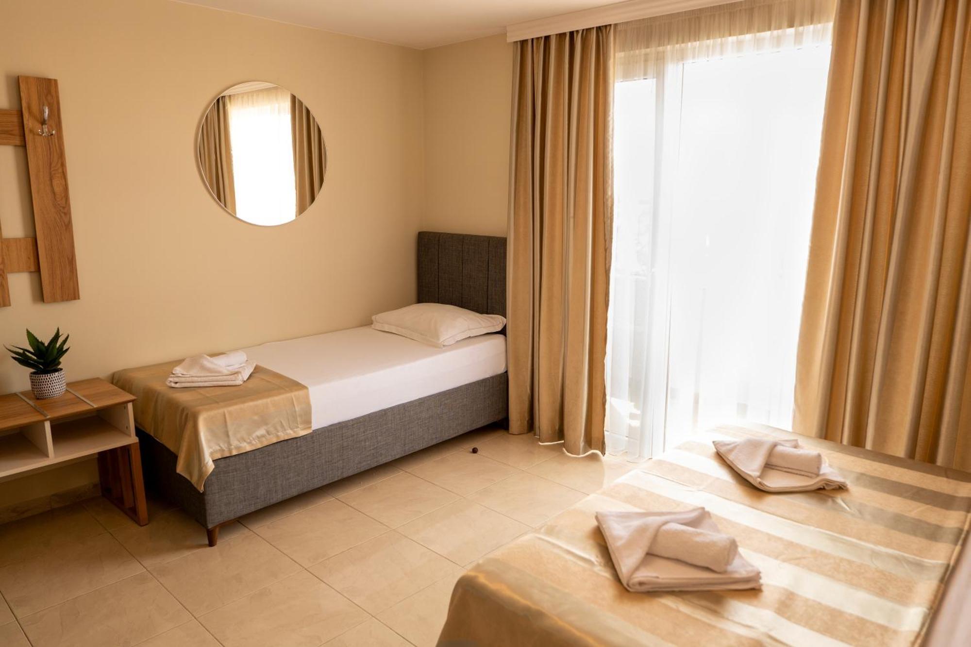 Rodos House Hotell Pomorie Eksteriør bilde