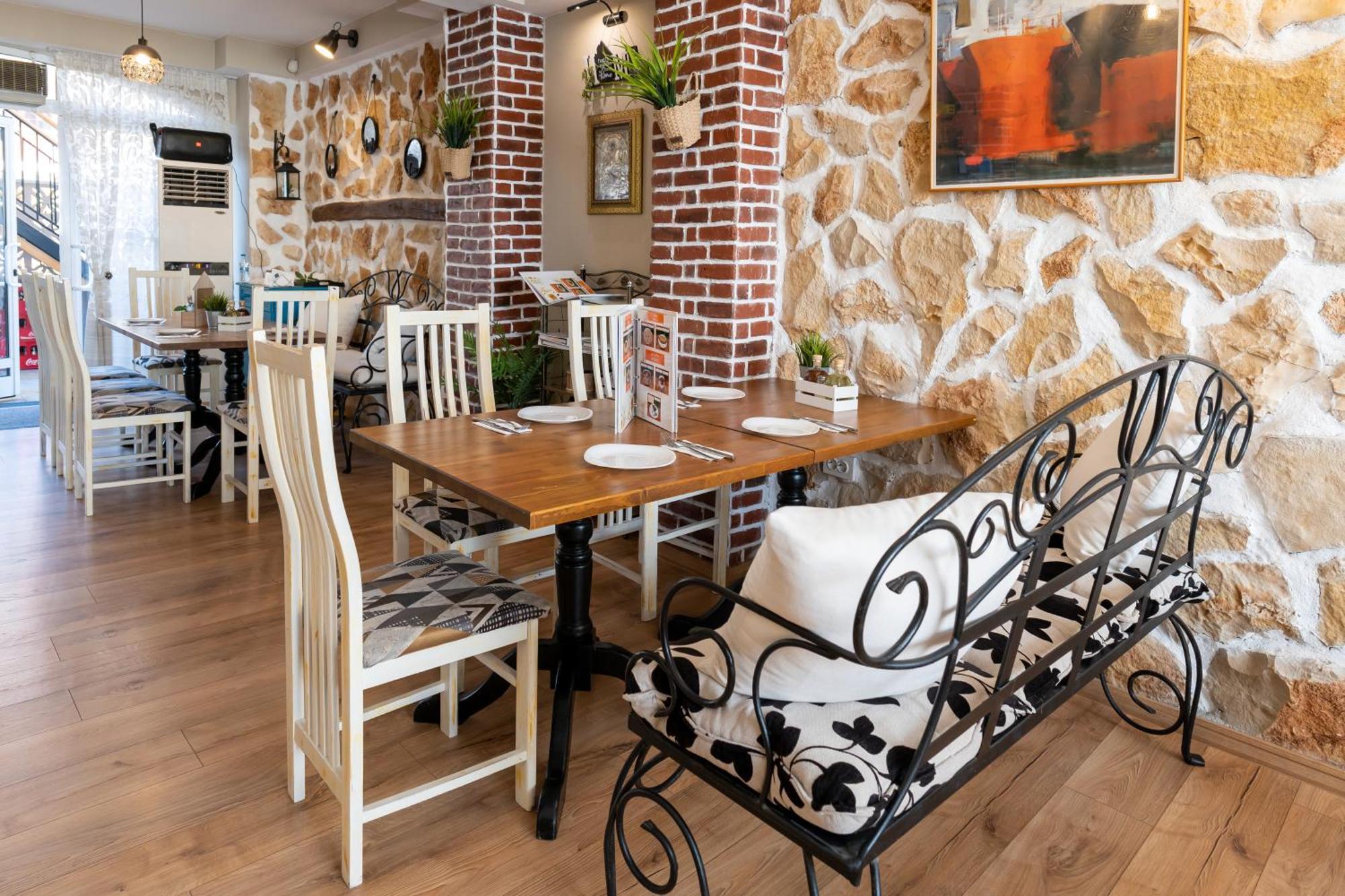 Rodos House Hotell Pomorie Eksteriør bilde